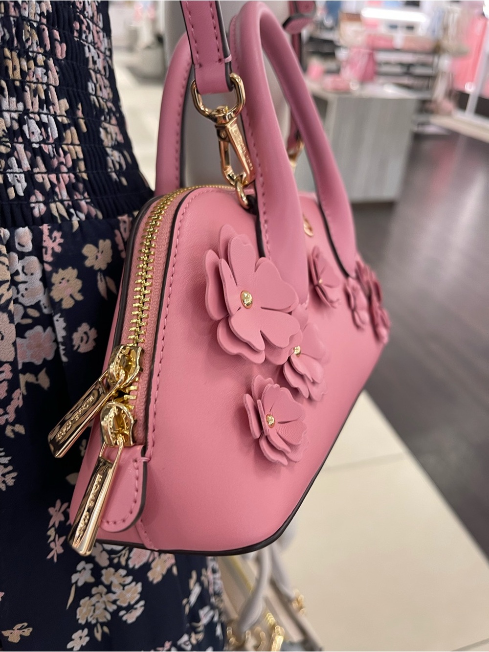 MICHAEL KORS Petra Small Floral Embellished Crossbody Bag
Carnation 
NWT - Picture 16 of 16